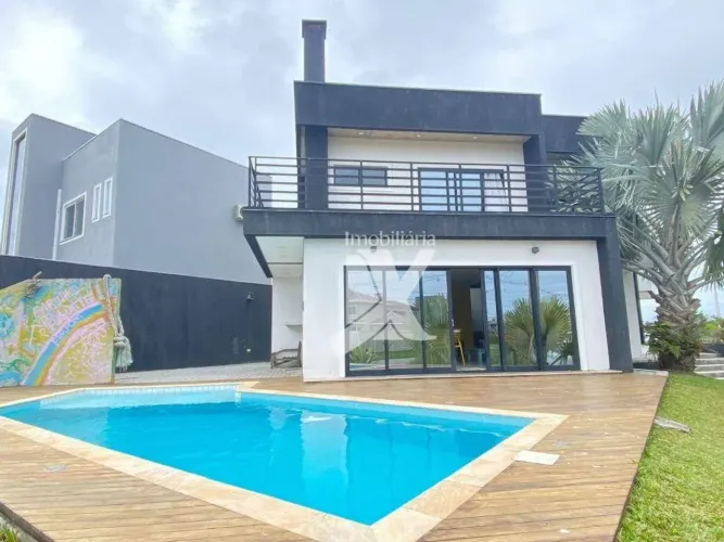 Casa com ar, piscina + 5 dorm.( sendo que 1 é suíte) para alugar, 266 m² por R$ 2.750/dia