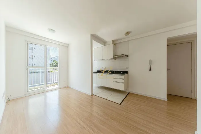 Apartamento com 2 dormitórios para alugar, 62 m² por R$ 3.908,00/mês - Boa Vista - Curitib