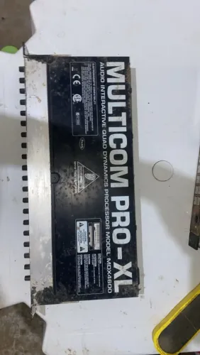 Behringer Multicom Pro-XL MDX4600