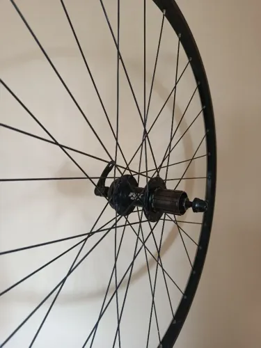 Aro Max 29 com 32 furos k7 de 9 a 12v já estalado!!!