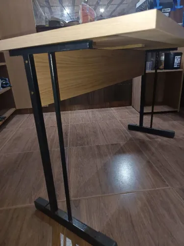 Mesa reta sem gaveta 120x60 Entregamos com frete