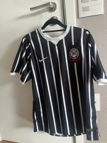 Camiseta do Corinthians listrada 2026