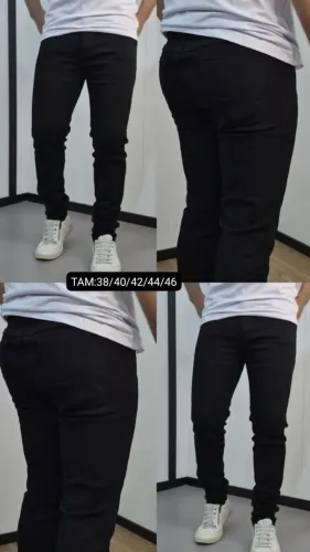 Calça masculina jeans com Lycra preta .