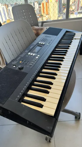 Teclado Yamaha E343
