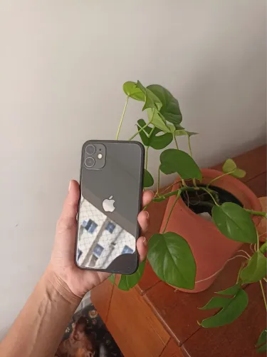 iPhone 11 seminovo