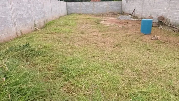 terreno 250 m2 em Piracaia SP. próximo do centro.