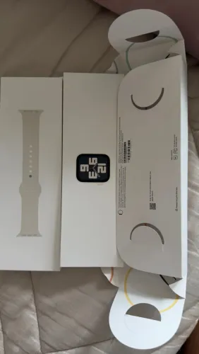 VENDO APPLE WATCH SE 2ª GERAÇÃO - 40MM STARLIGHT GPS
