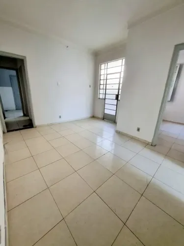 Casa para aluguel com 70 metros quadrados com 2 quartos em Bonfim - Belo Horizonte - Minas