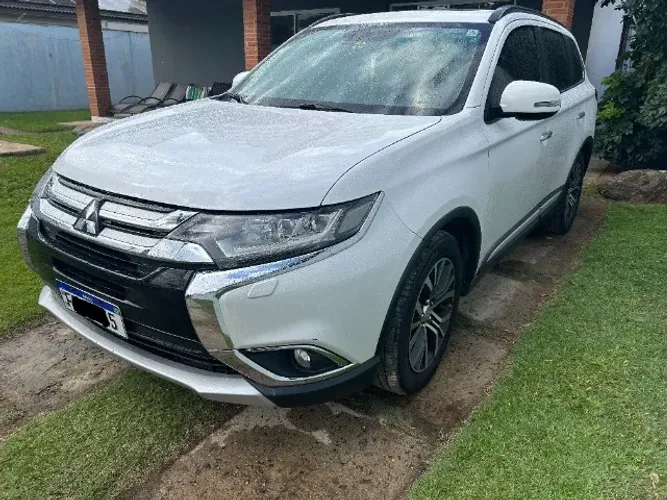 Mitsubishi Outlander 2.2 165cv Diesel Aut. 2016