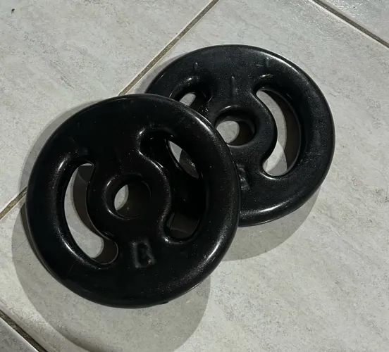 par de anilhas 3kg emborrachadas preto