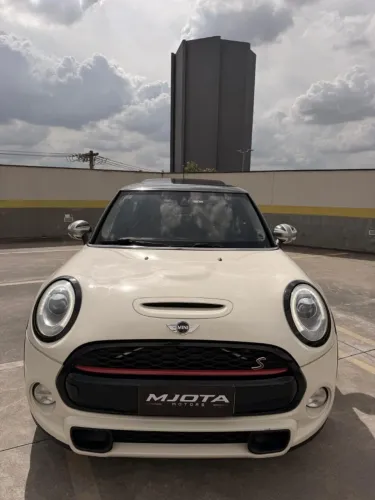Mini Cooper S 2.0 Turbo 16V 3P Aut. 2015