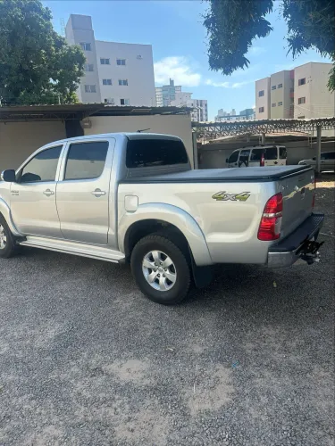 Toyota Hilux CD SRV 4X4 2.7 Flex 16V Aut. 2014