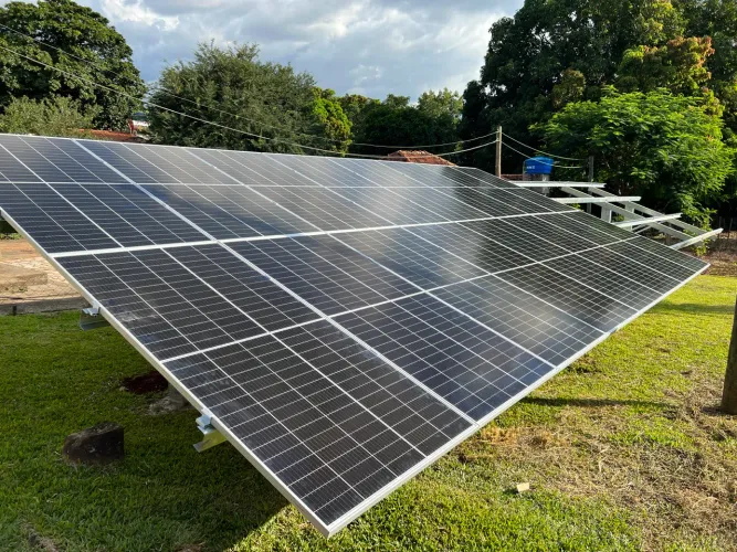 Painel solar fotovoltaico 585w