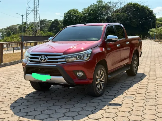 Toyota Hilux CD SRX 4X4 2.8 TDI 16V Diesel Aut. 2017