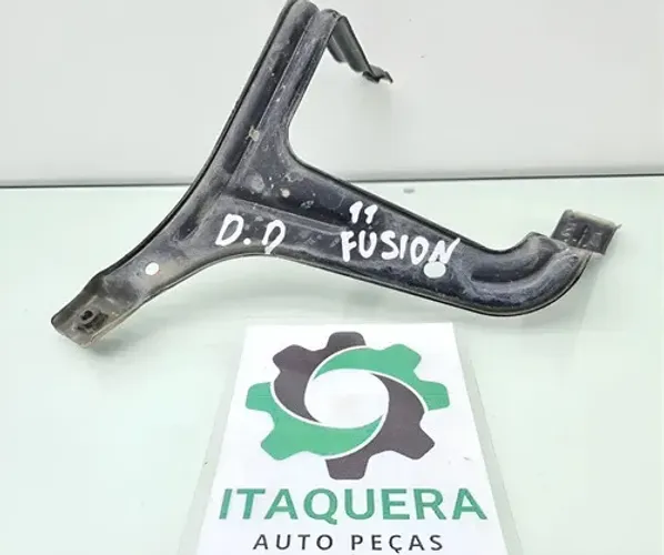 Suporte Paralama Dianteiro Direito Ford Fusion Ano 2011 2012 Preto