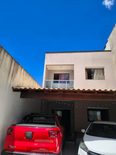 Casa duplex, construção nova,nada a fazer.