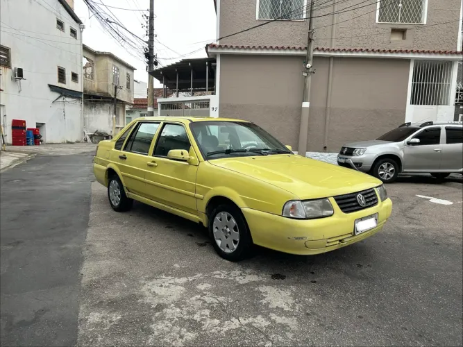 Volkswagen Santana 1.8 MI (álcool) 2003