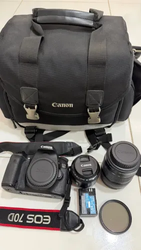 Kit Camera Profissional Canon 70D com lente 18-35mm + lente 50mm + acessórios