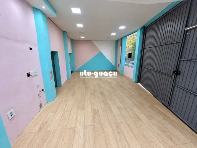 Salão comercial para alugar com ambiente amplo no bairro Jardim Santa Tereza Itu/SP