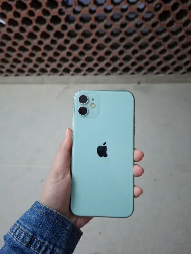 iPhone 11 usado