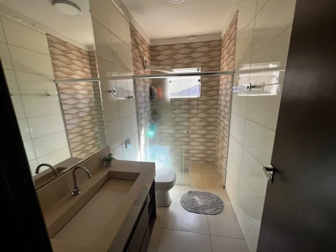 Vendo casas Cravinhos Avenida Rita Cândida Nogueira