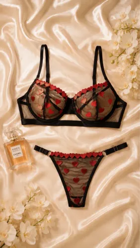 Conjunto Corações Delicadeza e sensualidade na medida certa.