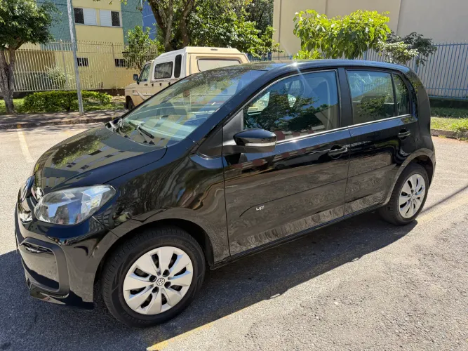 Volkswagen Up! 1.0 Total Flex 12V 5P 2020