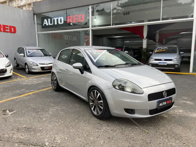 Fiat Punto Attractive 1.4 Fire Flex 8V 5P 2011