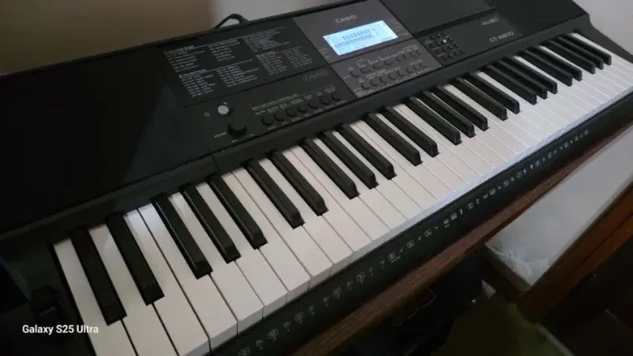 Teclado Casio CT X800 Impecável com brindes