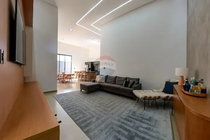Casa em condomínio, 3 quartos, suite, móveis com planejados, área de lazer completa