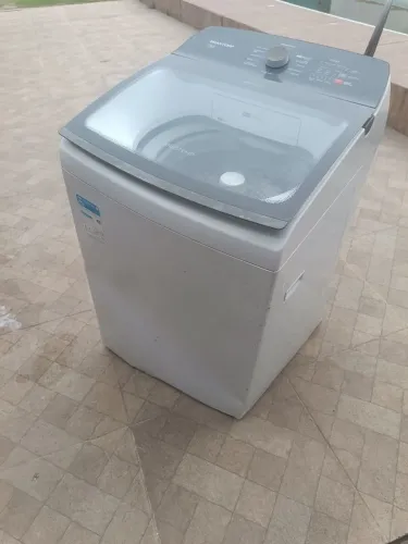 Vendo máquina de lavar com defeito . Obs : Ela só centrifuga o agitador parou de funcionar