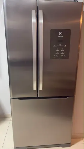 Geladeira Frost Free 630 litros Electrolux