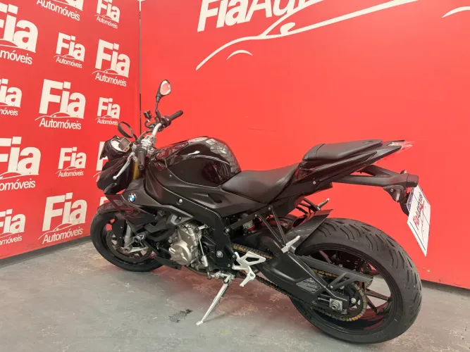 BMW S1000R único dono toda revisada 
