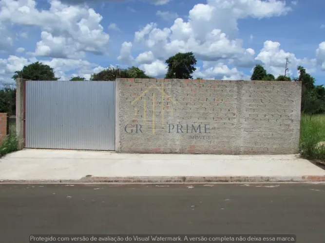 Imóvel para venda possui 250 metros quadrados em Terramérica RS - Pirassununga - SP