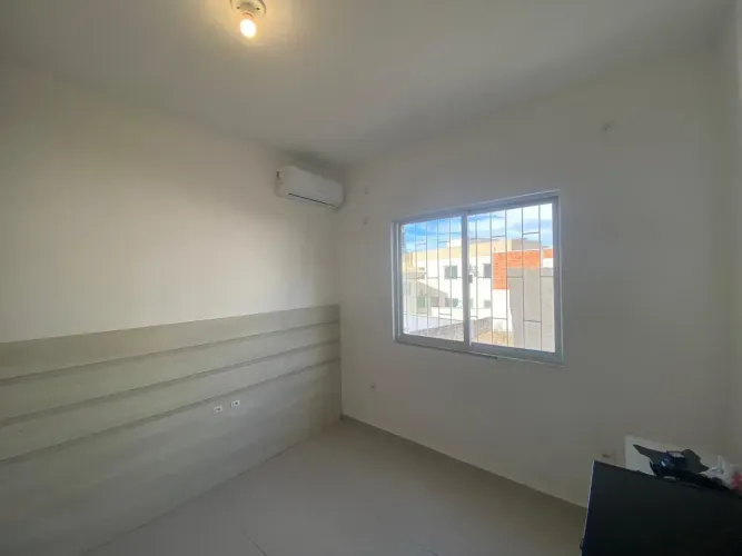 Imóvel para venda tem 55 metros quadrados com 2 quartos em Potecas - São José - SC