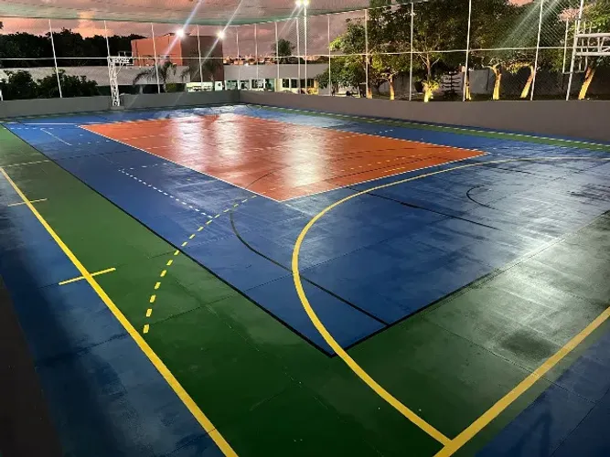 Terreno com 315m² de esquina no Geisel Privê