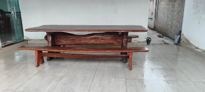 Mesa madeira 3m x 1m com bancos