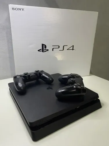 Ps4 slim 