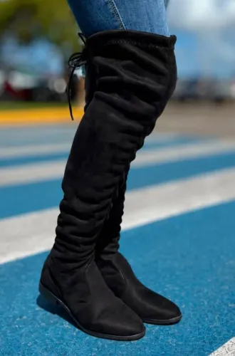 Bota cano longo nova