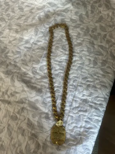 Vendo cordão de moeda antiga novo