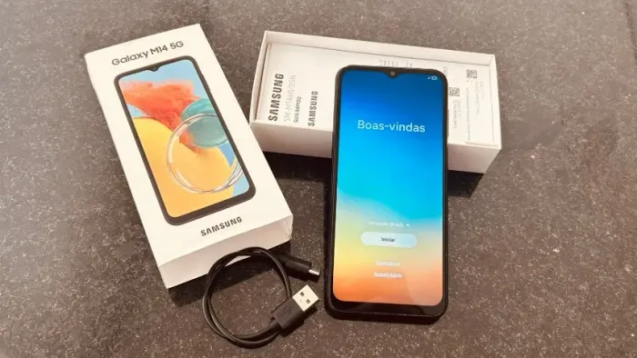 Celular Galaxy M14 5G em bom estado