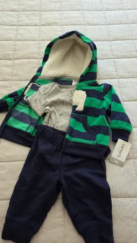 Conjunto de 3 Peças da Carter's - sem uso - tamanho 3M