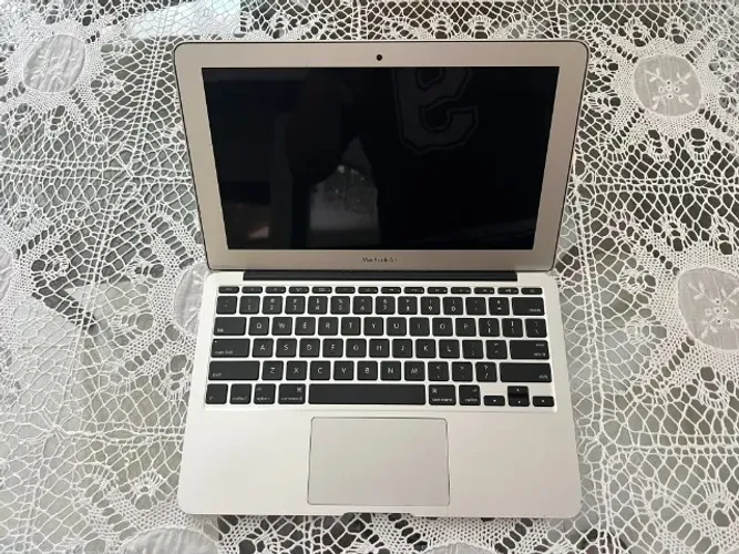 macbook air 11 2014