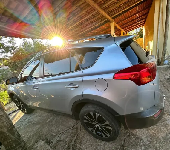 Toyota RAV4 2.5 4X4 16V Aut. 2014