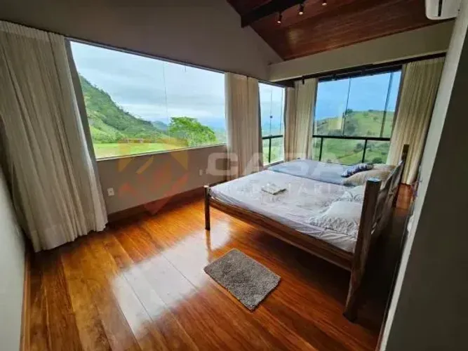 AM - Mansão Alto Padrão nas Montanhas | 33.000m² | Vargem Alta | R$ 1.980.000