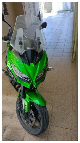 Vendo ou troco por carro
