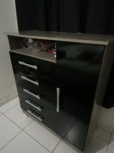 ? Cômoda com 5 Gavetas e Sapateira - Ótimo Estado! ?