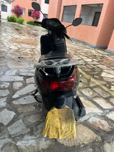 Moto Lead automática 