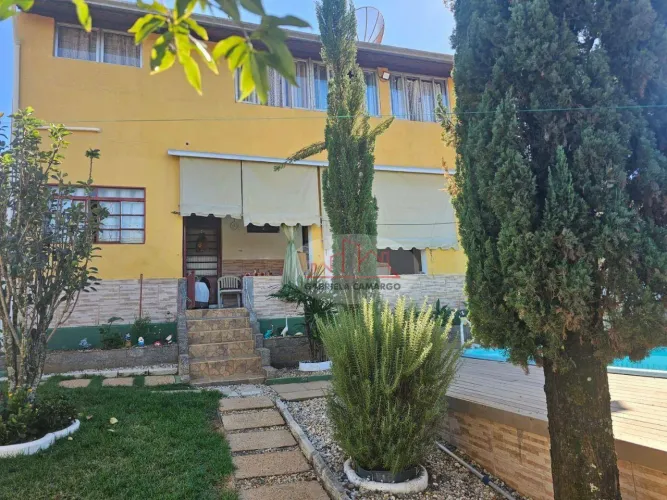 Excelente casa - Próxima ao Centro -São Pedro-S.P.