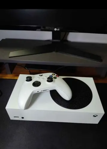 Vende-se, XBOX SÉRIES S